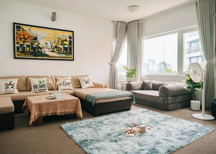 Zuzi Home To Ngoc Van, West Lake